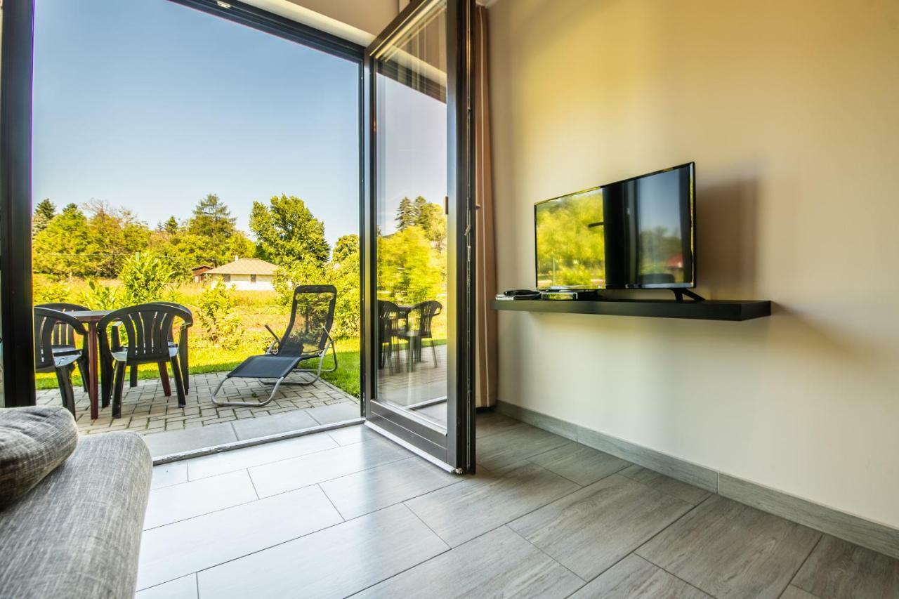 Dunazug Apartmanház Domos Exterior foto